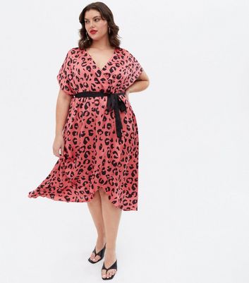 Curves Pink Leopard Print Tie Waist Midi Wrap Dress | New Look